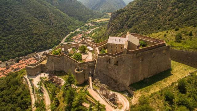 Maison Les Ramparts วิลล์ฟรานเช-เดอ-คองฟลองท์ ภายนอก รูปภาพ